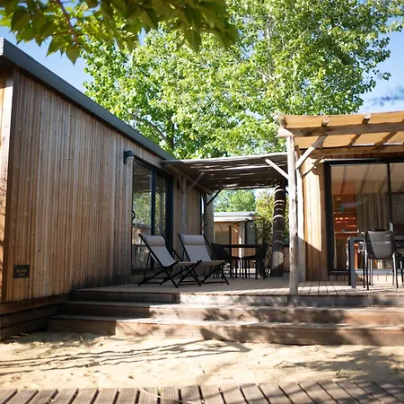Blendin Retreat Agde 홀리데이파크