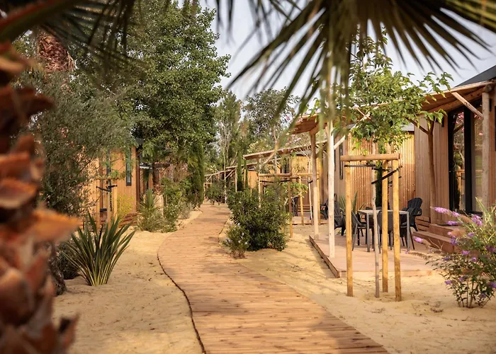 Aldeamento Turístico Blendin Retreat Agde *