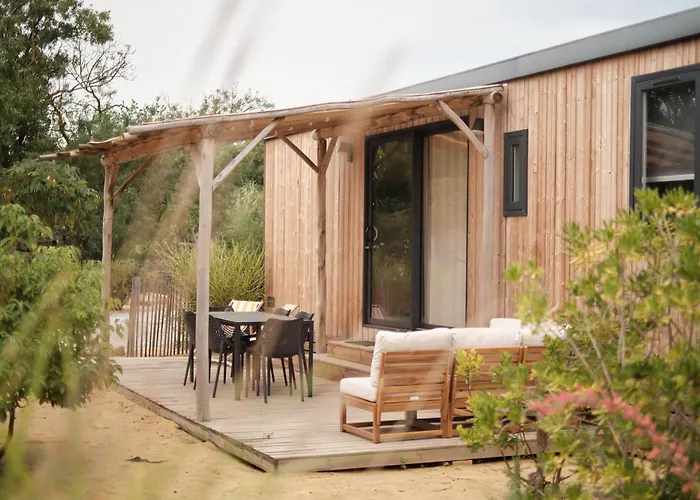 Aldeamento Turístico Blendin Retreat Agde *